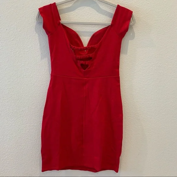 Red Off-the-Shoulder Dress - Picture 6 of 8